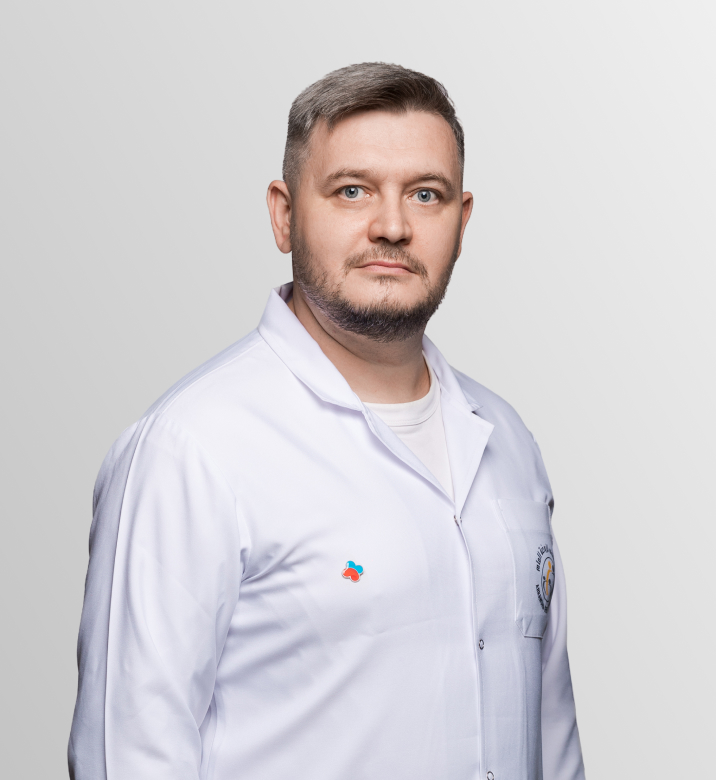 Артамонов Роман Викторович